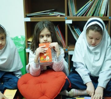 اضطراب اجتماعی دختران دبستانی