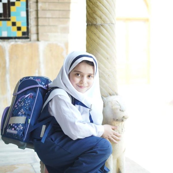 اردو کاخ با مدرسه