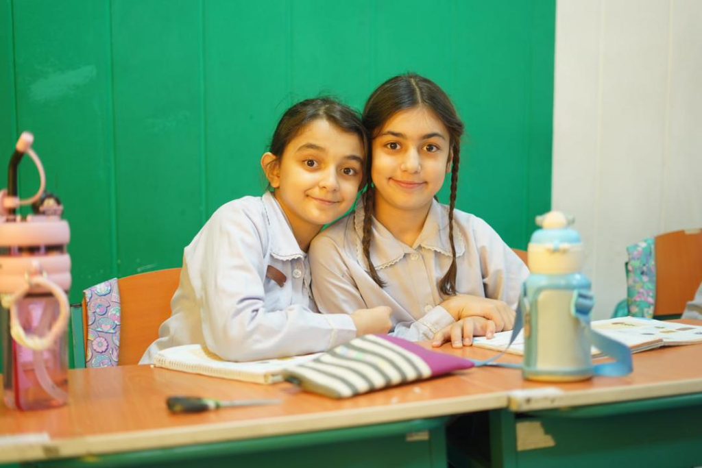 اضطراب اجتماعی دختران در سن بلوغ