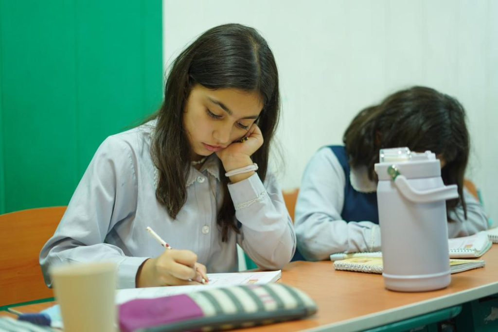 انتظارات بالا از محصل ها