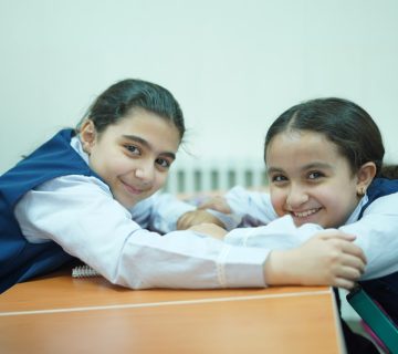 تمسخر یا طرد شدن دانشآموزان توسط همسالان