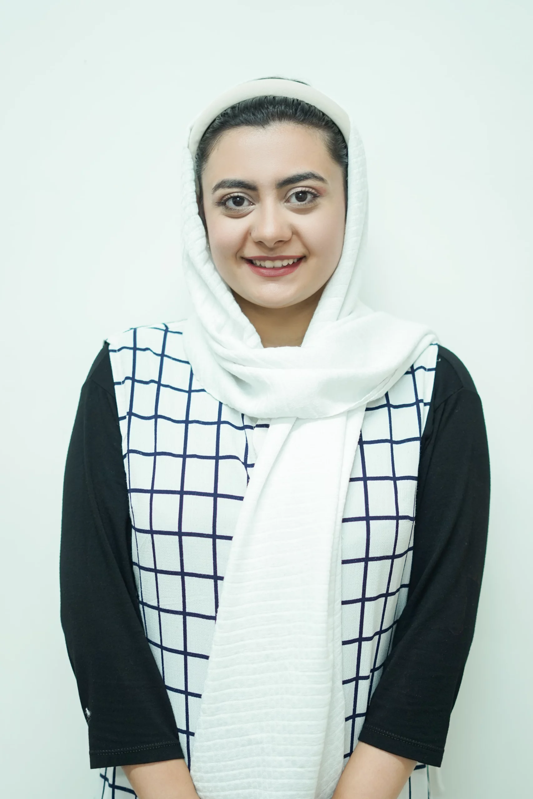 هلنا پاکزاد
