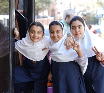 سوارکاری دانش آموزان سلاله.jpg جوان